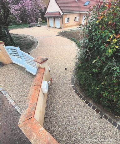 Béton désactivé, béton drainant